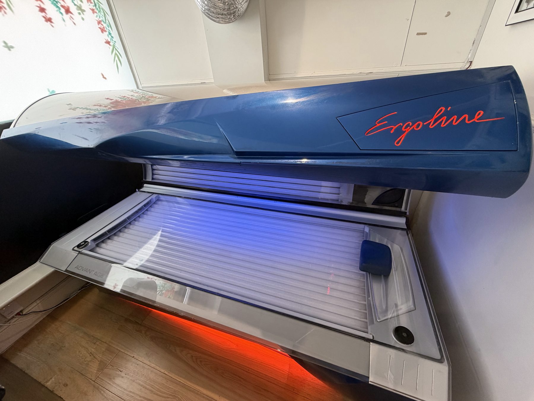 Ergoline Advantage 400 at Petts Wood