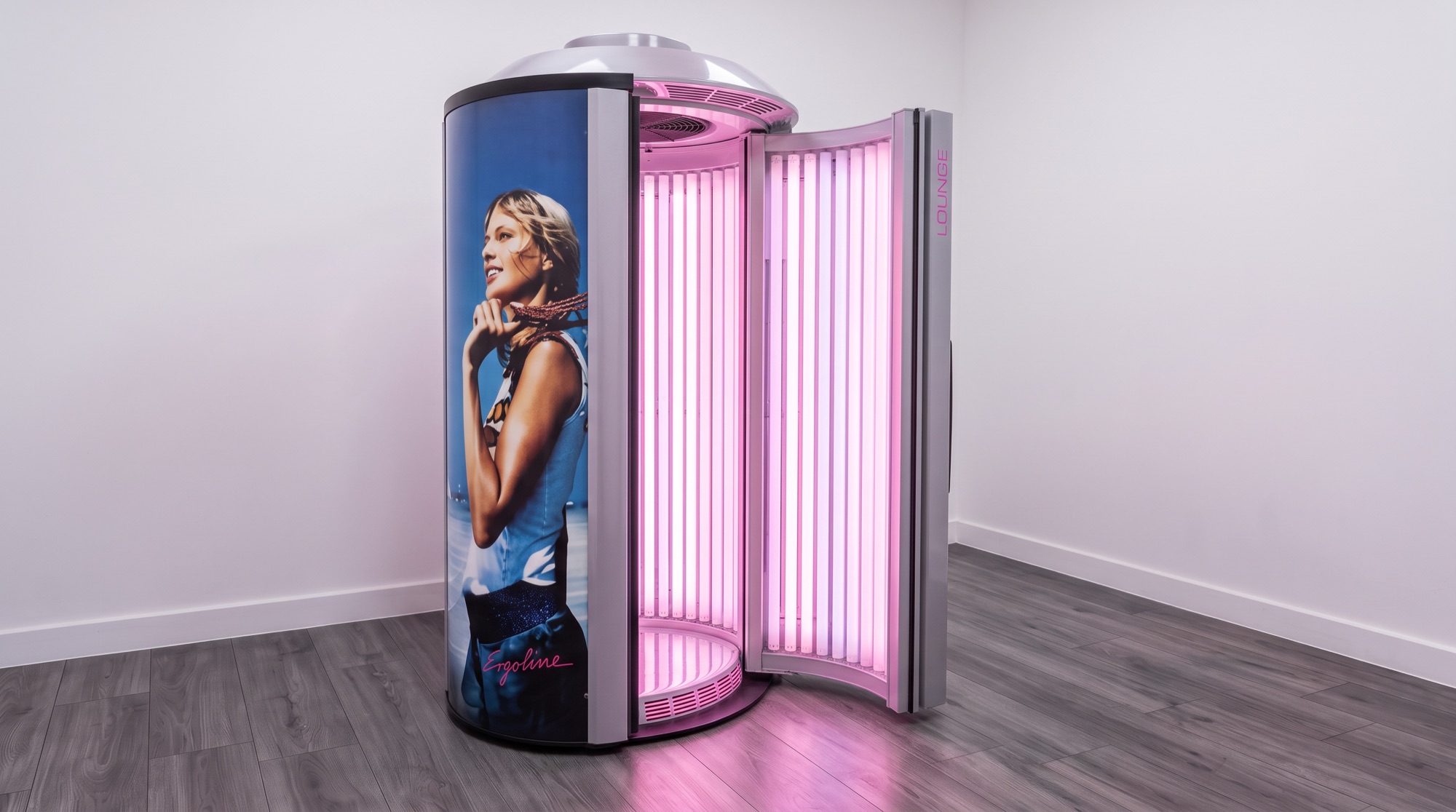 Ergoline Lounge stand-up sunbed